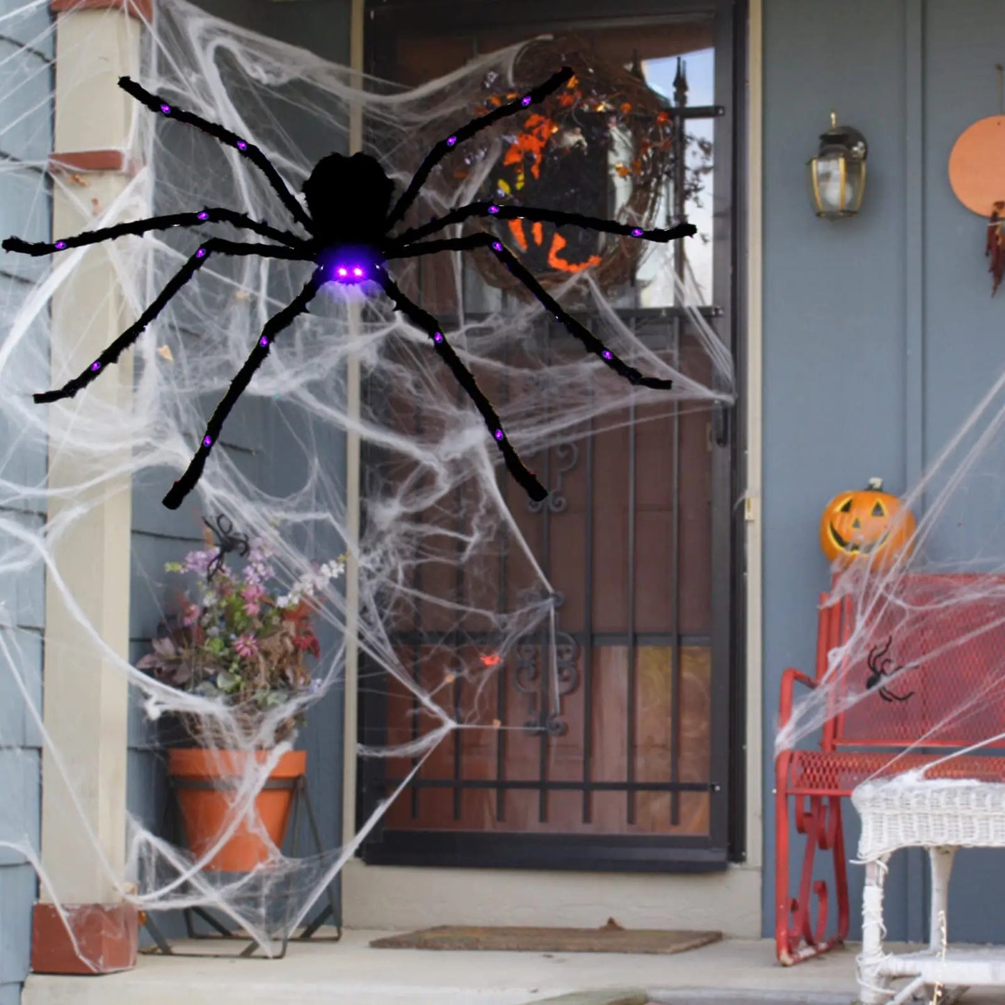 Halloween Decorations: Giant Light-Up Spider for Outdoor Haunts