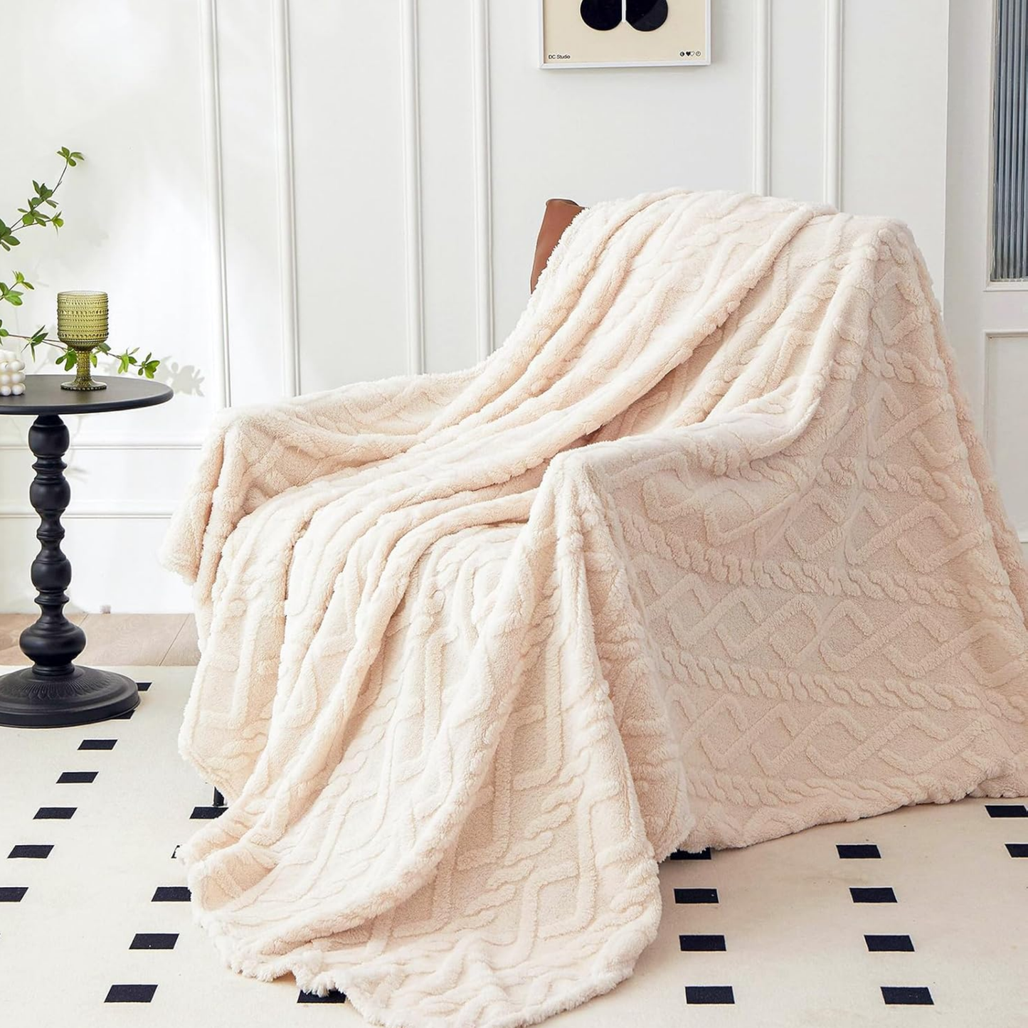 Ultra-Soft Fleece Blanket 